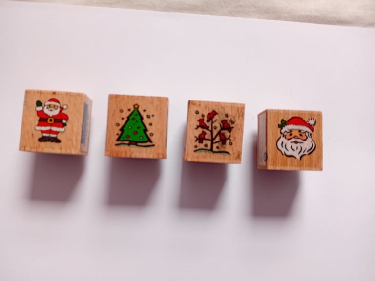 Crafting Christmas Mini Wood Stamps x 4