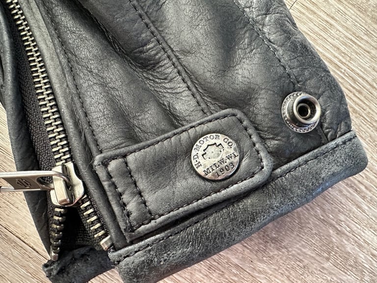 Womens Harley Davidson "Epic" Black Leather Riding Jacket. Size Medium. BNWOT
