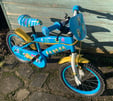 Minions kids bike with stabalisers