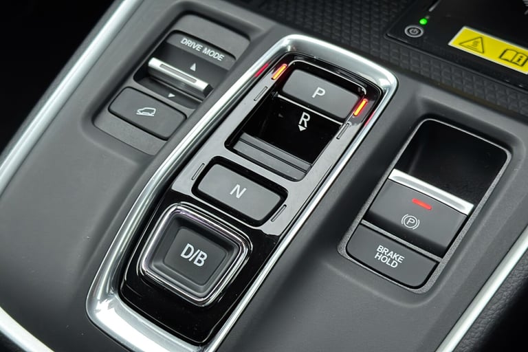  Honda Cr V 2.0 H I Mmd Elegance Suv 5dr Petrol Hybrid Ecvt 4wd Euro 6 s/s 184