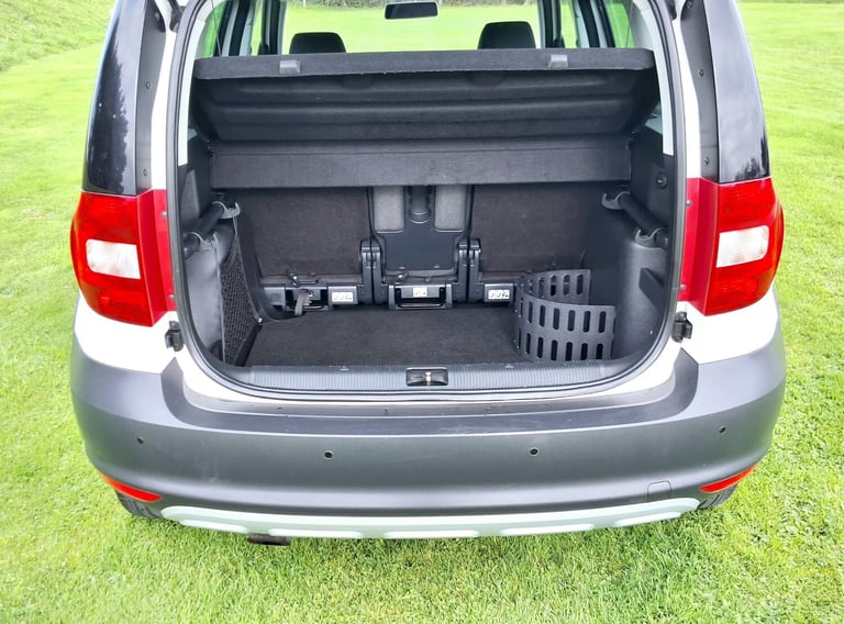 2012 Skoda Yeti 1.2 TSI Urban 5dr HATCHBACK Petrol Manual