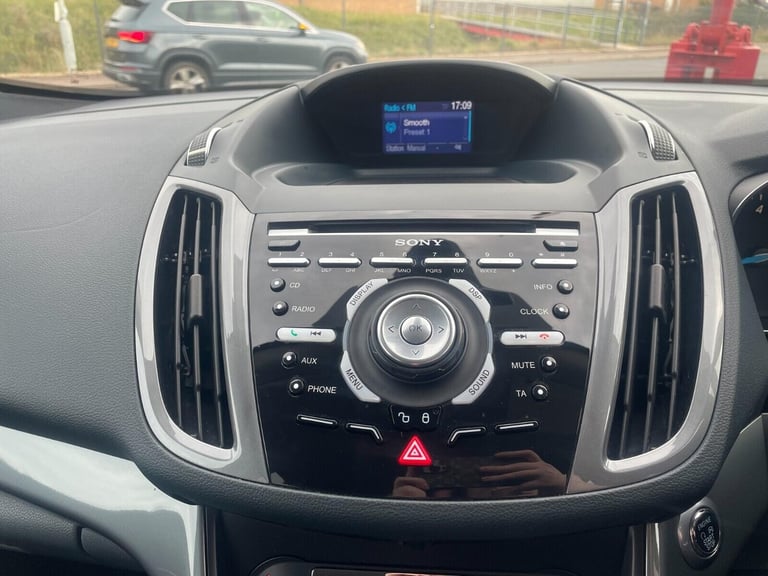 2014 Ford C-Max Titanium 1.0T EcoBoost 125PS MPV Petrol Manual