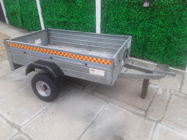 image for Galvanised trailer 5x3 as lift out tailgate new tyres and new mudgaurds and rain cover 