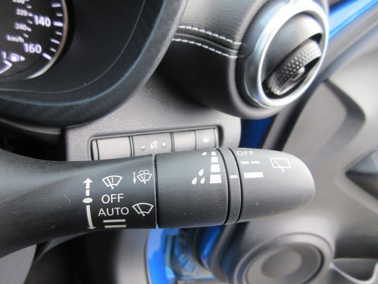 2023 Nissan Juke 1.0 DIG-T N-Connecta Euro 6 (s/s) 5dr HATCHBACK Petrol Manual