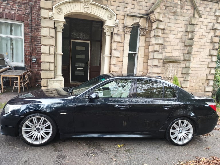 BMW, 5 SERIES, Saloon, 2009, Semi-Auto, 2993 (cc), 4 doors