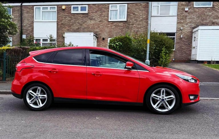 Ford, FOCUS, Hatchback, 2015, Manual, 999 (cc), 5 doors