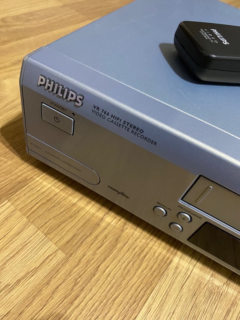 Philips VHS player with remote