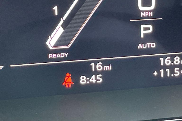 2025 Audi RS3 2.5 TFSI Carbon Black Saloon 4dr Petrol S Tronic quattro Euro 6 (s/s) (400  SALOON ...