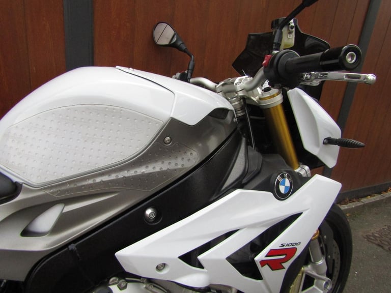 BMW S 1000 R, SERVICE HISTORY , 2015 MODEL, 4 RIDE MODES , Amazing condition .