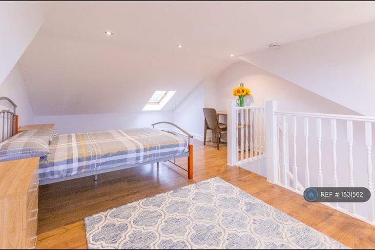 4 bedroom house in Cleveland Road, Southsea, PO5 (4 bed) (#1531562)