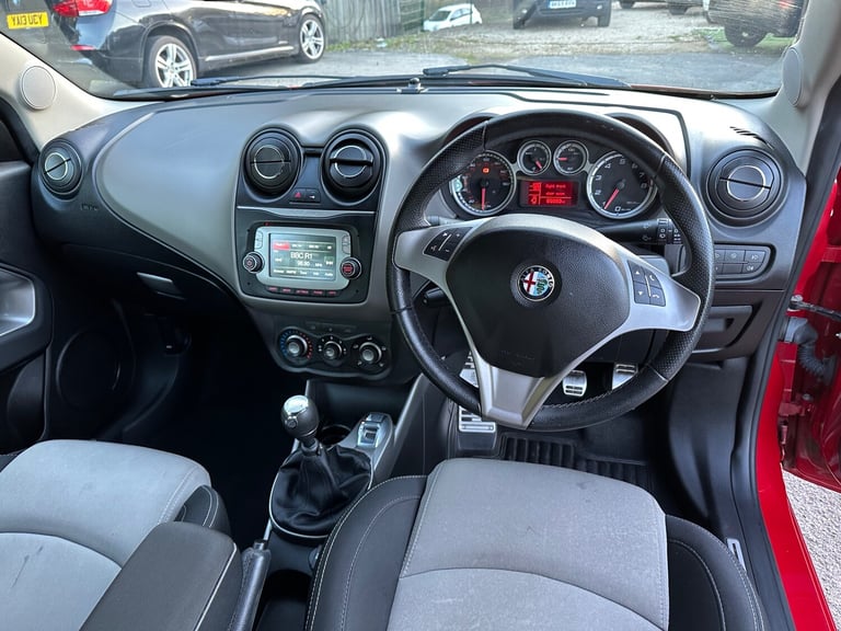 2016 Alfa Romeo MiTo 0.9 TB TwinAir 105 Distinctive 3dr HATCHBACK Petrol Manual