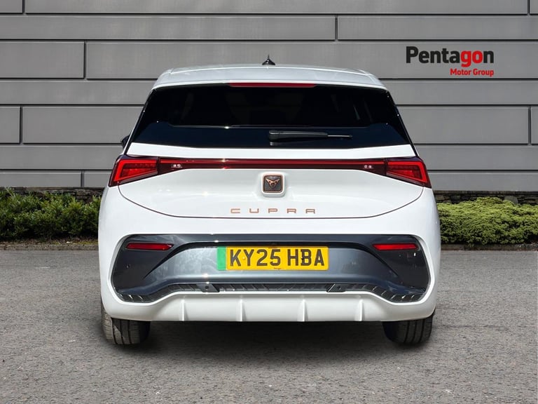  Cupra Born E Boost 59kwh V2 Hatchback 5dr Electric Auto 230 Ps Electric