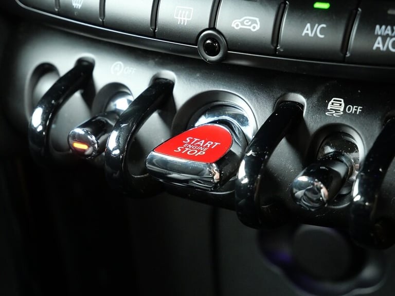 2020 MINI Hatch 2.0 Cooper S Sport Hatchback 5dr Petrol Manual Euro 6 (s/s) (192 ps) Hatchback Pe...