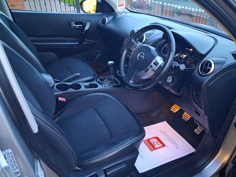 **SPACIOUS FAMILY CAR**NISSAN QASHQAI 1.6 360 VISION**5DR HATCH**SUV**