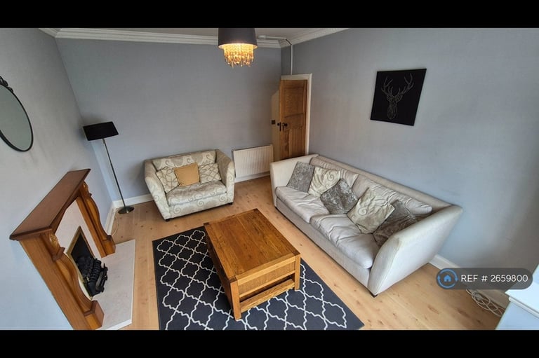 2 bedroom flat in Stevenson Grove, Edinburgh, EH11 (2 bed) (#2659800)