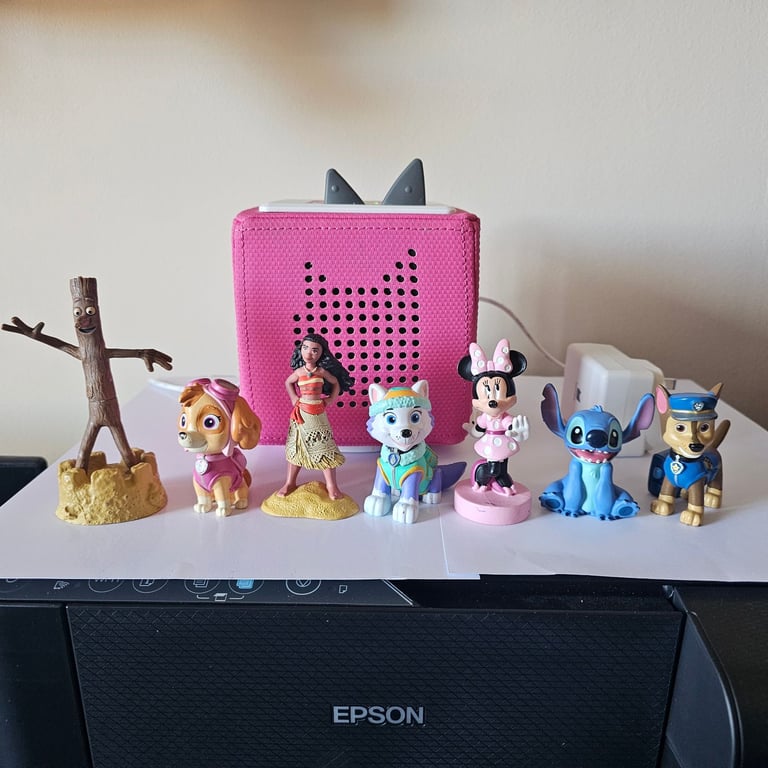 image for Pink tonie box with figurs excellect