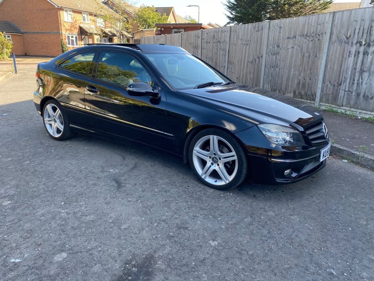 image for Mercedes CLC180 Compressor 1.8 Petrol Auto ULEZ ** Fully Loaded ** c class coupe Automatic