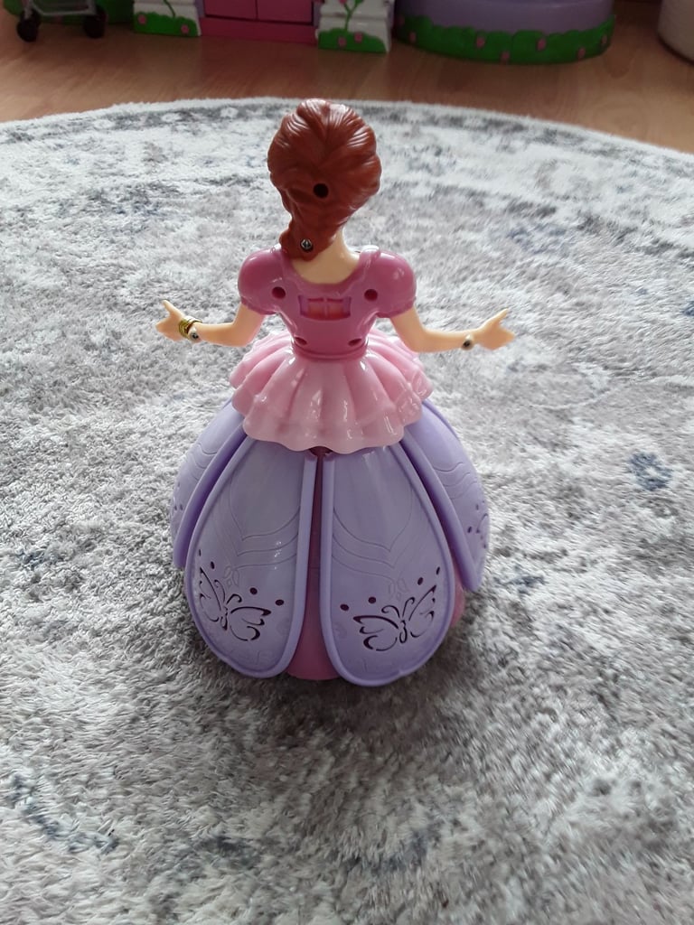 Dancing singing  princess with light dress interactive battery toy 