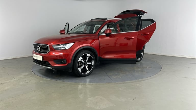 2020 Volvo XC40 Inscription Pro, B4 AWD mild hybrid Estate Petrol Automatic