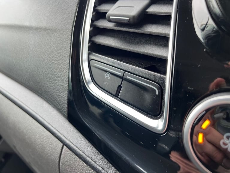 2023 Ford Transit Custom 2.0 300 EcoBlue Limited Panel Van 5dr Diesel Manual L2 H1 Euro 6 (s/s) (...