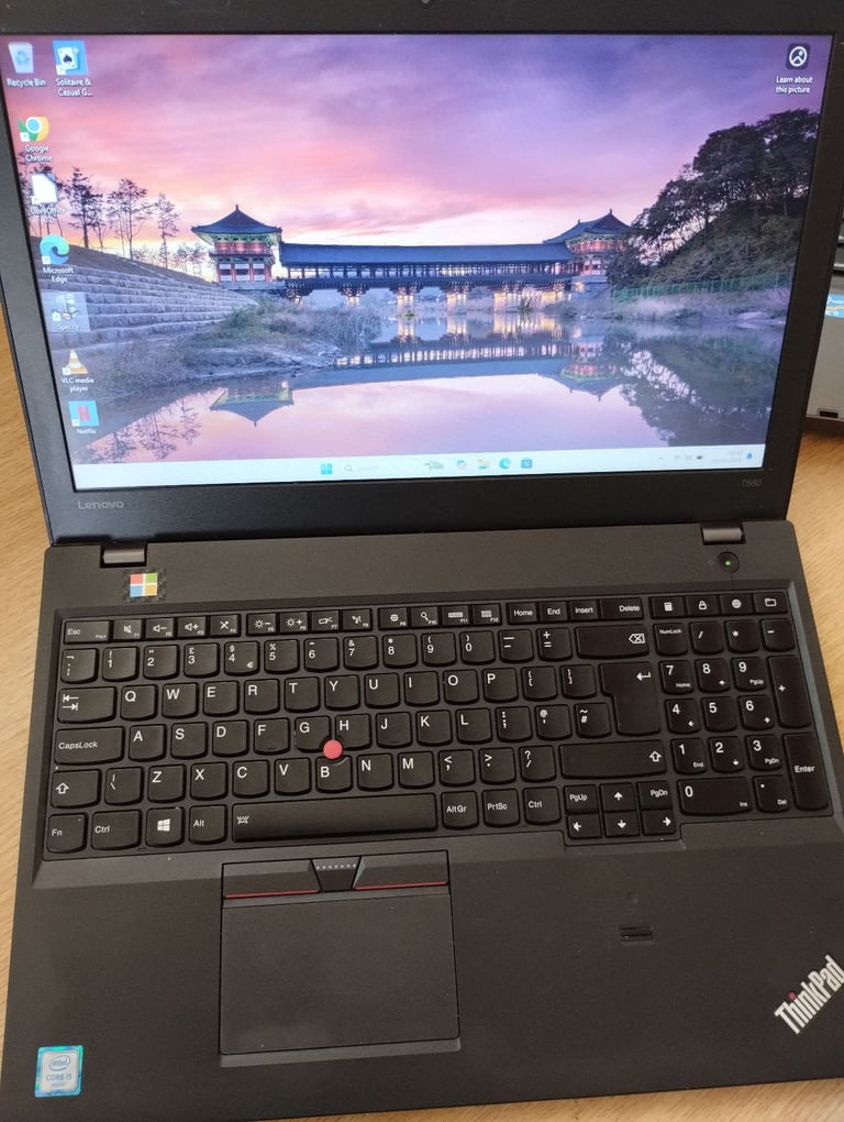 Lenovo Laptop. Windows 11, MS OFFICE, 16GB RAM, i5 CPU, 240GB SSD, HDMI, Backlit Keys, WebCam. 