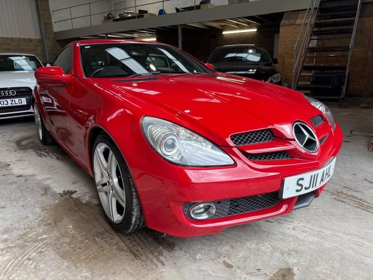 2011 Mercedes-Benz SLK 1.8 SLK200K Convertible 2dr Petrol Tiptronic Euro 5 (184 ps) Convertible P...