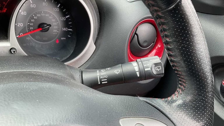 2017 Nissan Juke 1.5 dCi N-Connecta 5dr HATCHBACK DIESEL Manual