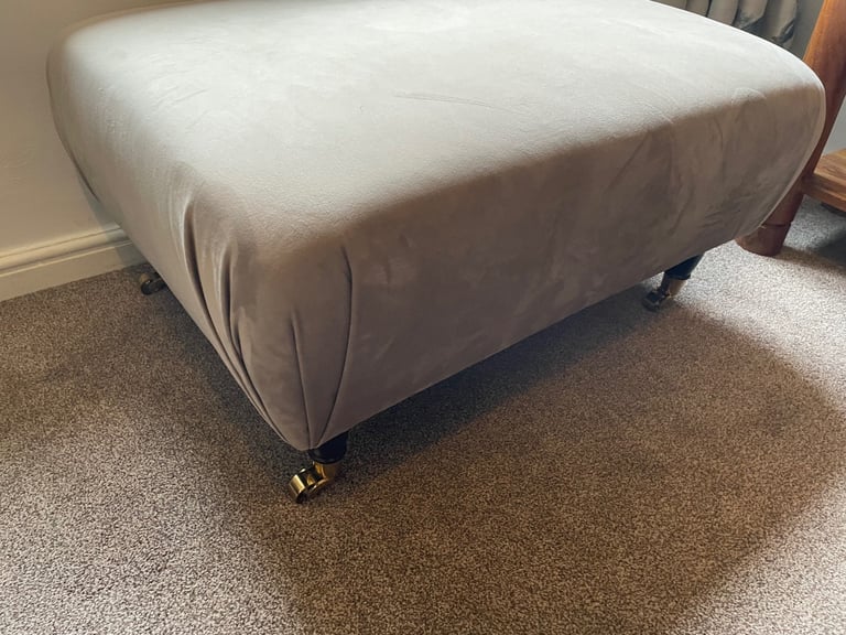 DFS Electric Reclining Sofa and Armchair Suite with Footstool (Immaculate)