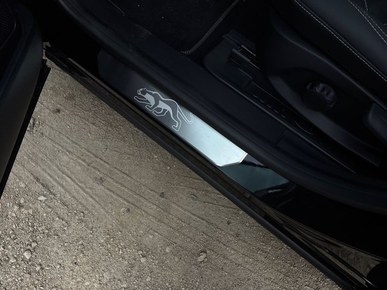 2025 Ford Puma Puma Gen-E Premium 5 Door 43 kWh Standard Range 1 Speed Automatic 5 Door ELECTRIC ...