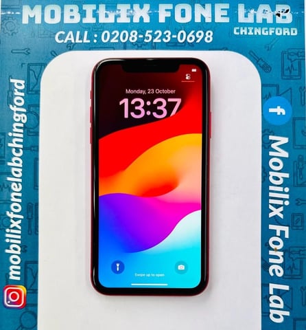 Apple iPhone 11 64GB Red Unlocked Battery Health 100% Face Apple iPhone 11 64GB Red Unlocked Battery Health 100% Face