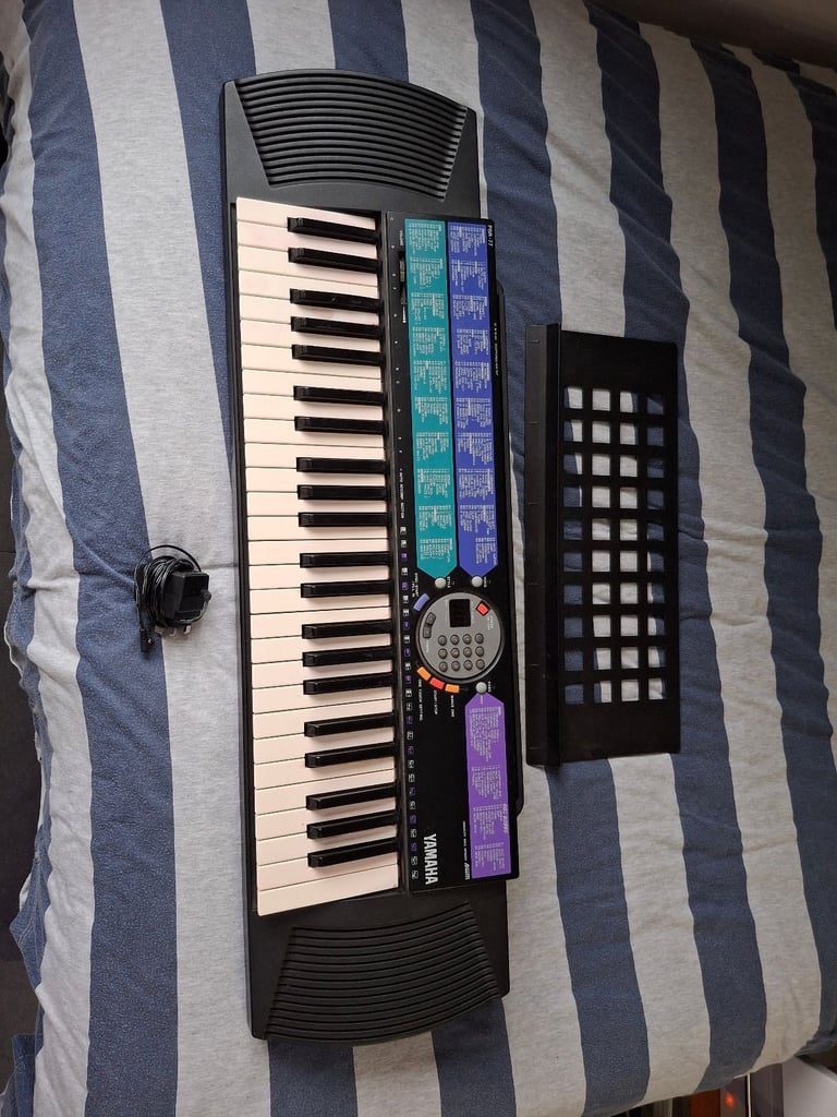 Yamaha keyboard 
