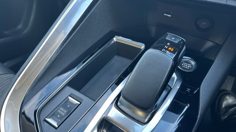 2021 Peugeot 3008 1.6 13.2kWh Allure Premium SUV 5dr Petrol Plug-in Hybrid e-EAT Euro 6 (s/s) SUV...