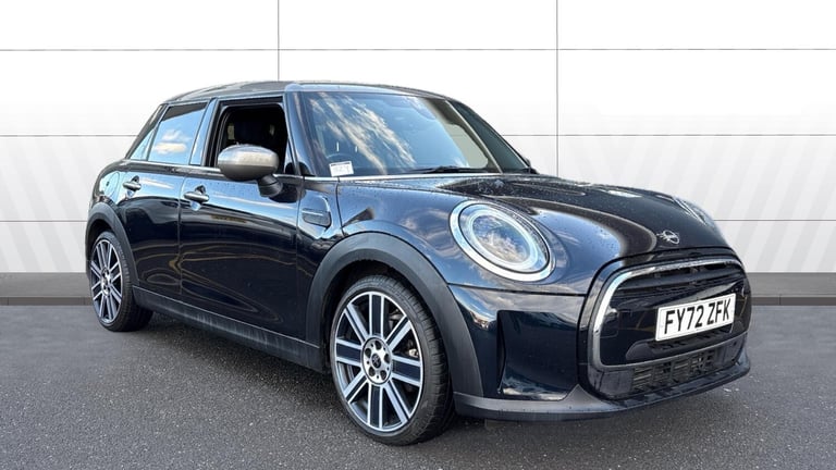 image for 2022 MINI Hatch 1.5 Cooper Exclusive 5dr Auto Petrol Hatchback Hatchback Petrol Automatic