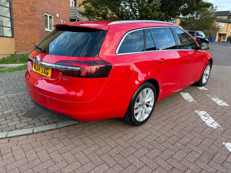 VAUXHALL INSIGNIA Tourer (ELITE NAV) 2.0 diesel, Estate, Full Service History- Timing belt replaced