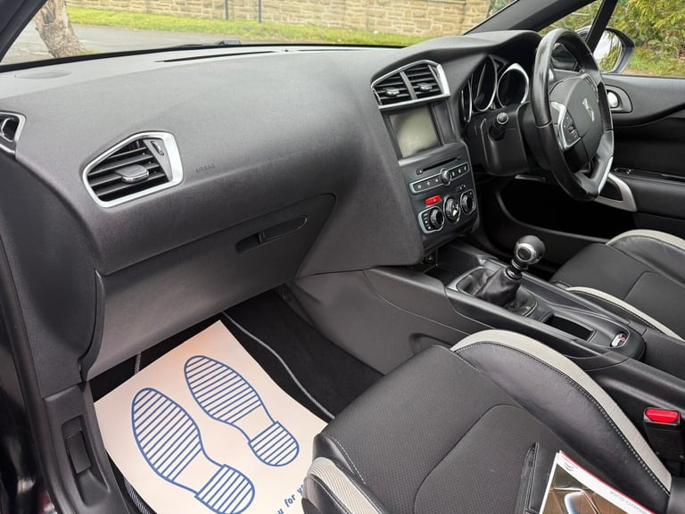 2015 Citroen DS4 1.6 e-HDi 115 DStyle Nav 5dr HATCHBACK Diesel Manual