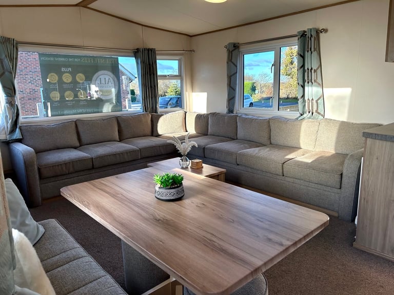 Sited Static Caravan For Sale - Clacton On Sea / Essex - OFFER LIVE IN 2025