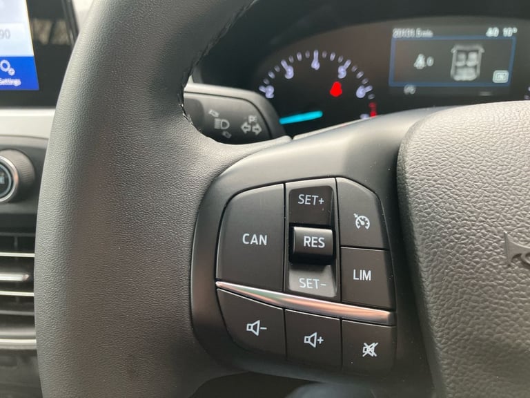 2021 Ford Focus 1.0 EcoBoost 125 Zetec 5dr Auto Estate Petrol Automatic