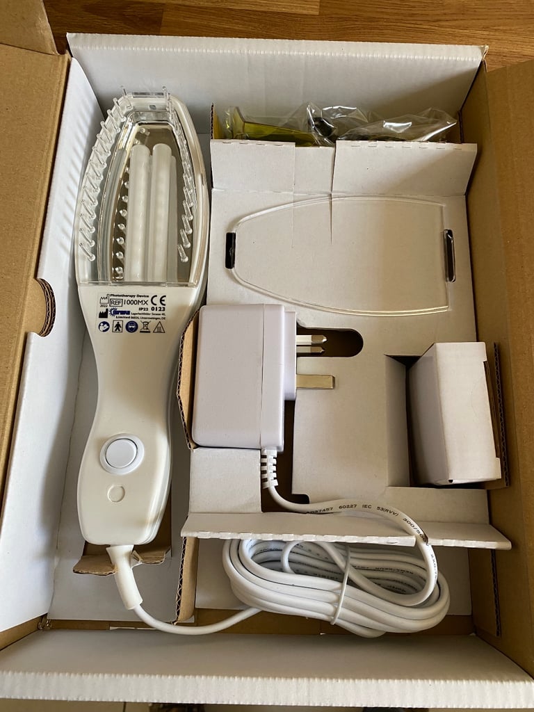 image for Dermfix 1000MX UV Comb