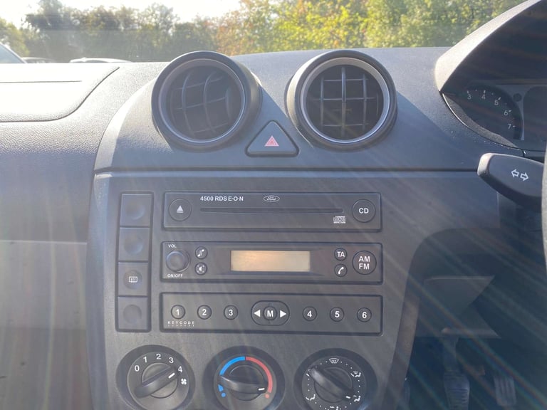 2003 Ford Fiesta 1.3 Fiesta Finesse 5dr Hatchback Petrol Manual