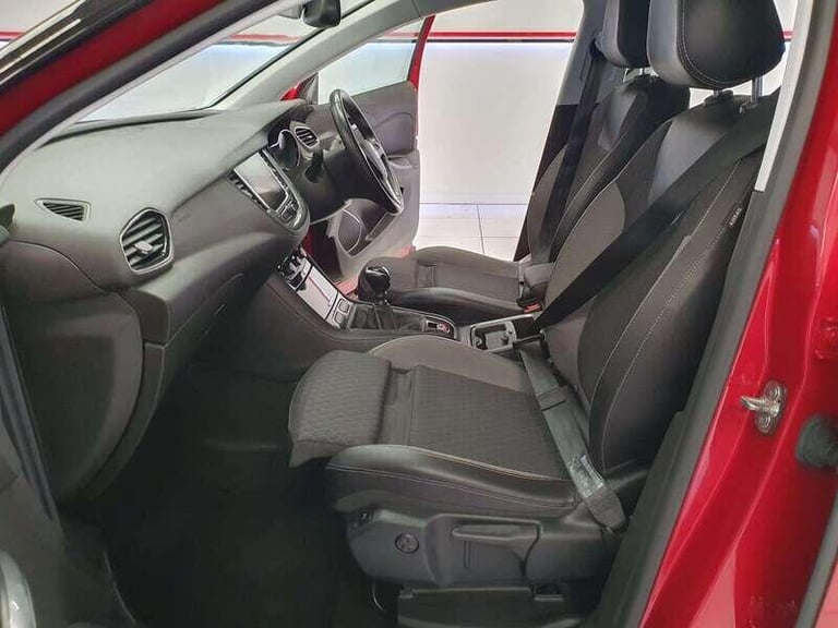 2020 Vauxhall Grandland X 1.2 Turbo SRi Nav SUV 5dr HATCHBACK Petrol Manual