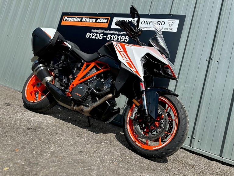 STUNNING ONE OWNER 2019/19 KTM 1290 SUPERDUKE GT MOTORCYCLE