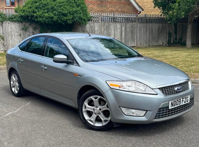2009 Ford Mondeo 2.0 Titanium 5dr HATCHBACK Petrol Manual