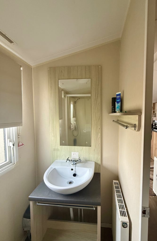 Static Caravan on Felixstowe beach caravan park