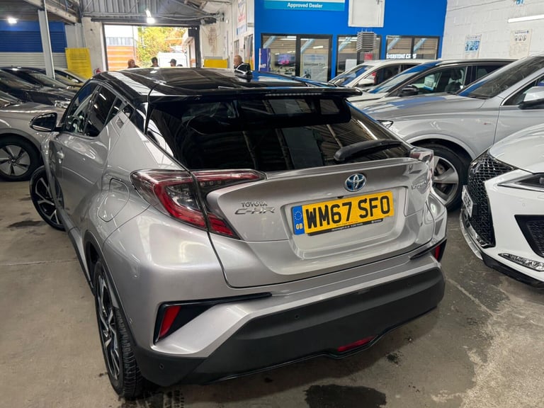 2018 Toyota C-HR 1.8 VVT-h Dynamic SUV 5dr Petrol Hybrid CVT Euro 6 (s/s) (122 ps) HATCHBACK Petr...