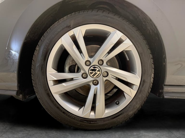 2022 Volkswagen Golf 1.5 TSI R-Line Hatchback 5dr Petrol Manual Euro 6 (s/s) (150 ps) - DIGITAL  ...