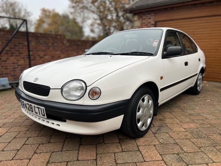 1997 Toyota Corolla 1.3 GS 5dr Auto HATCHBACK Petrol Automatic