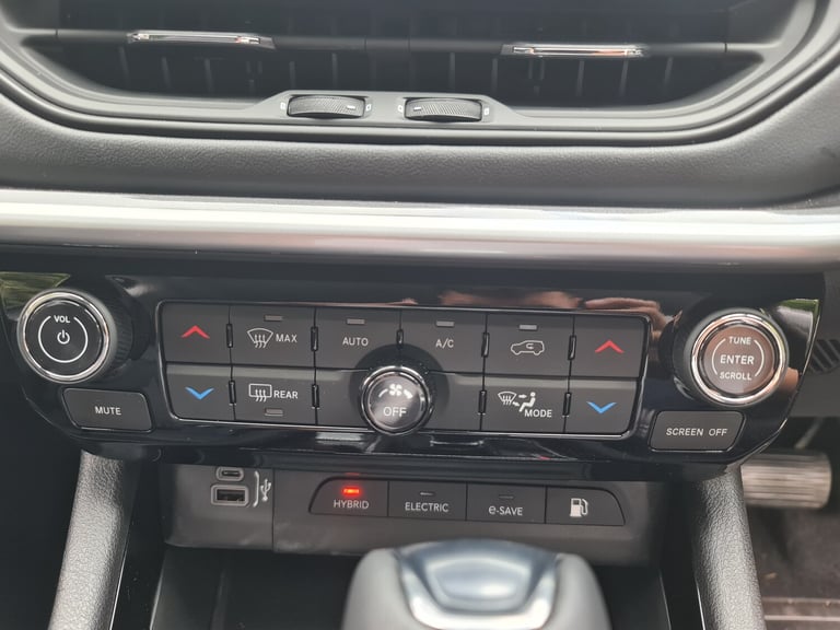 2023 Jeep Compass 1.3 T4 GSE 4xe PHEV Limited 5dr Auto Station Wagon Petrol Parallel PHEV Automatic