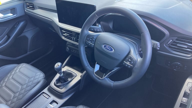 2022 Ford Focus 1.0 EcoBoost Titanium Vignale 5dr Petrol Hatchback Hatchback Petrol Manual