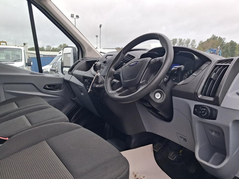 Ford Transit 2.0TDCI 130PS L4 RWD DRW LUTON TAIL-LIFT 130PS EURO 6