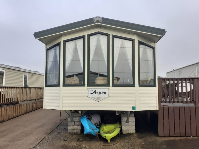 8 berth Willerby Aspen for sale.
